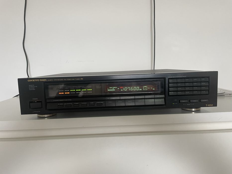 Onkyo integra T-4650 vintage tuner