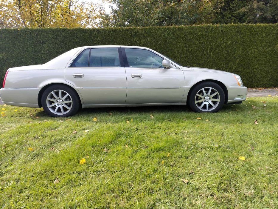 Cadillac DTS V8 4.6