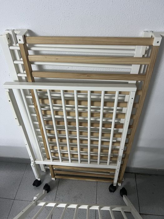 Cama de grades da Zippy 120x60 e colchão