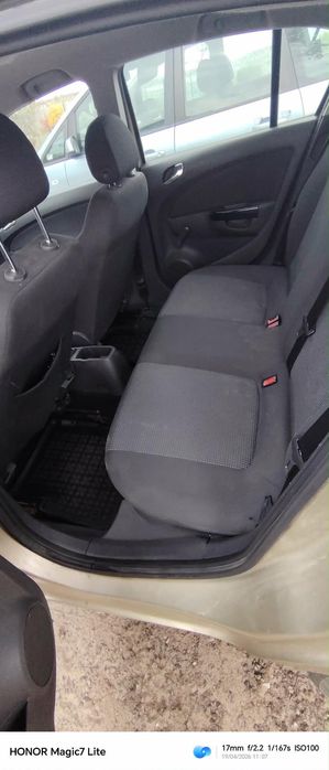 Auto Opel Corsa D