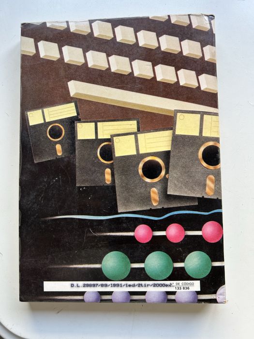 Livros sobre informática para ensino secundário tecnológico