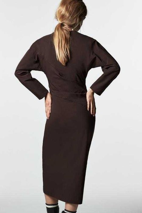 Нова з біркою сукня від Zara