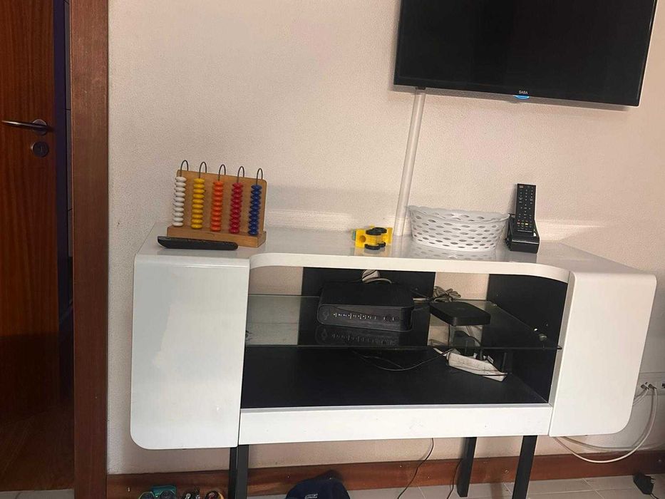 Aparador sala ou de corredor