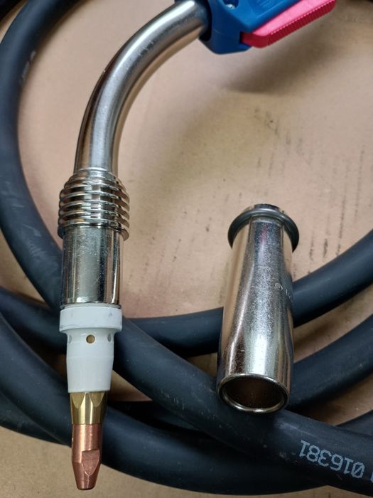 Uchwyt spawalniczy MB40/4m ABICOR BINZEL