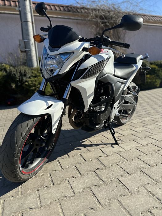 Honda CB 400 F 2013