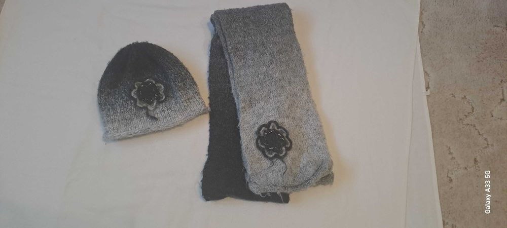 Czapka + szalik dla dziewczynki