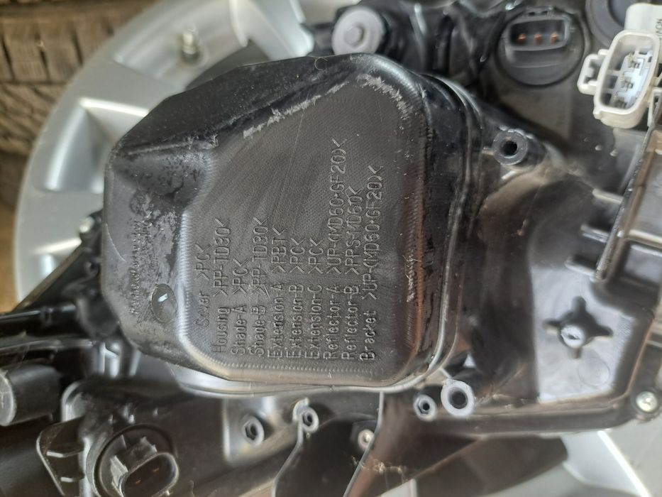 Фара тойота королла 2014-2016