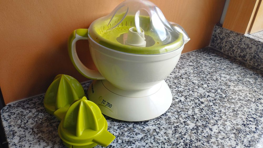 Espremedor de citrinos Taurus