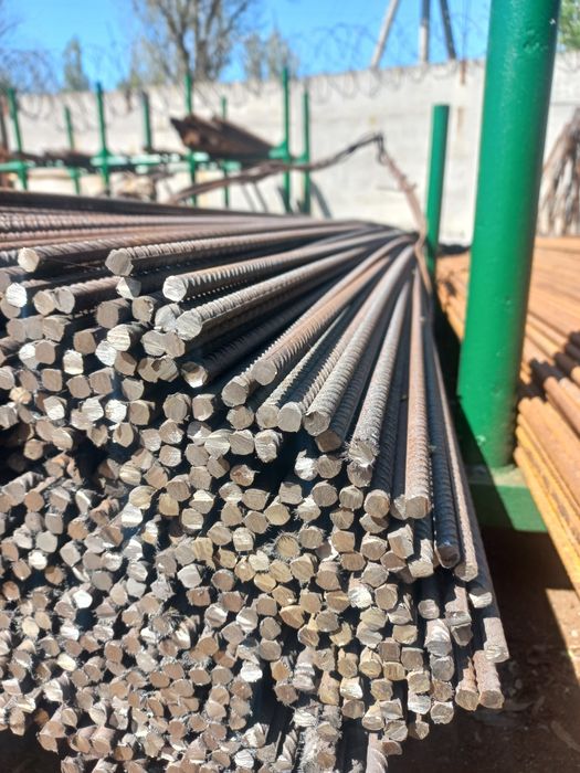 Арматура в наявності