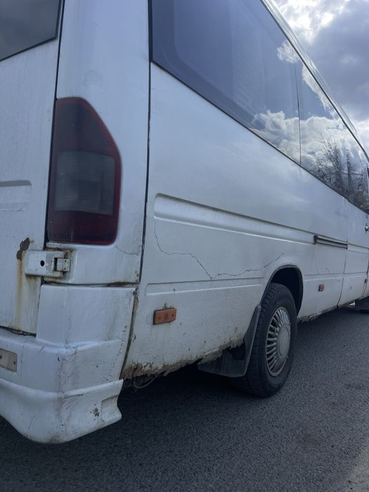 Автобус Mercedes Sprinter
