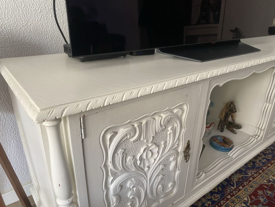 Aparador Retro em Madeira