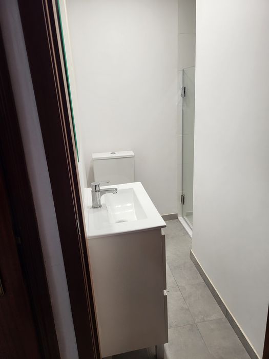 Quarto de casal ou 2 pessoas em Ouressa, Mem Martins