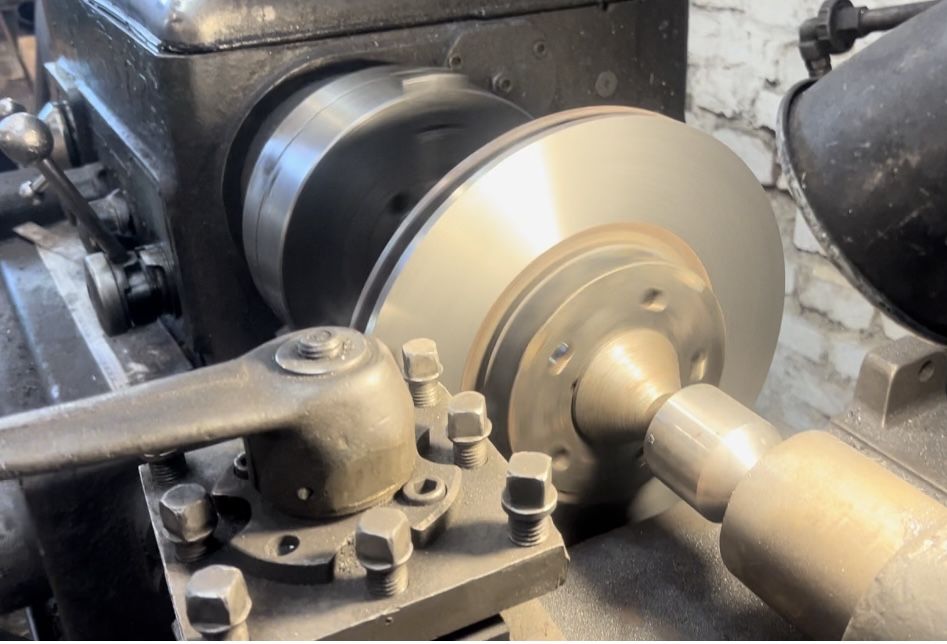 Проточка тормозних дисків