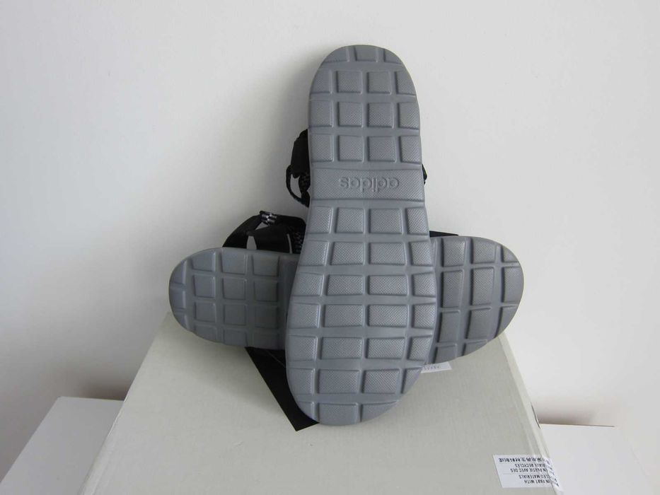 Сандалии мужские сандалі нові  adidas, текстильные