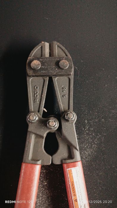 Alicate Corta-Parafusos RIDGID 14" – Profissional
Vendo alicate cor