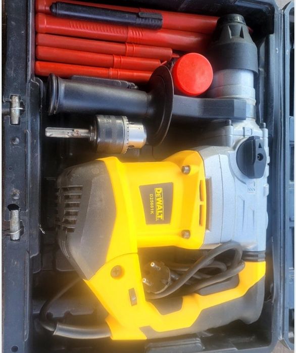 Продам перфоратор.