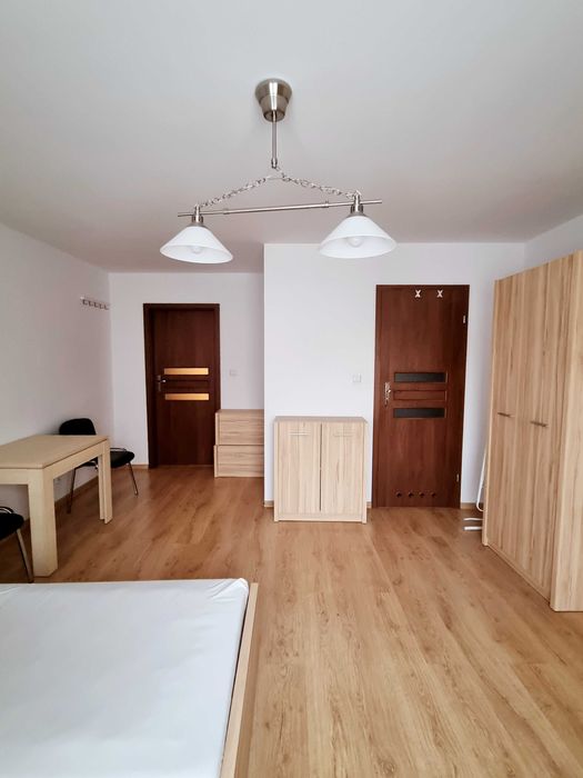 Pokój 20 m² z prywatną łazienką | Mokotów, Sielce, Sadyba, Siekierki, Czerniaków