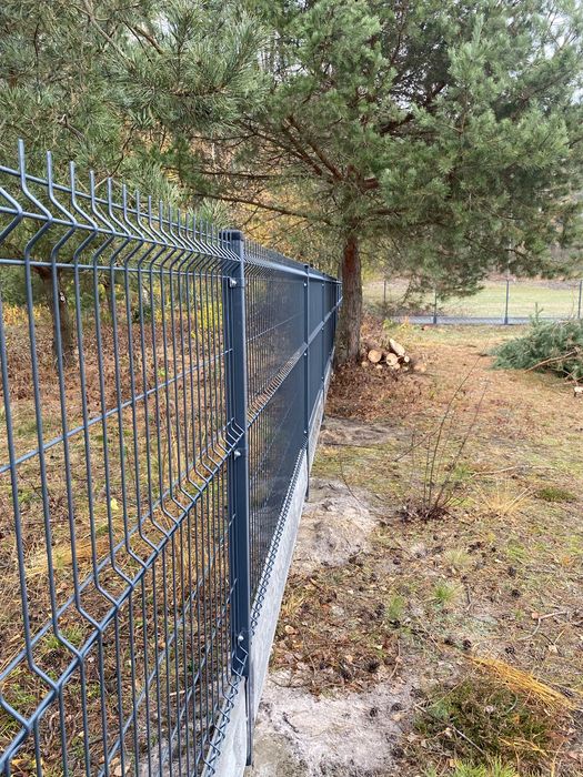 Montaż ogrodzeń panelowych