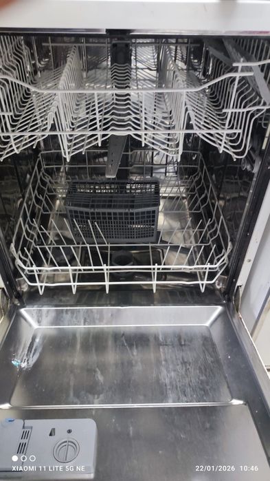 Vendo 2 maqs. Lavar loiça kunft/Indesit baratas