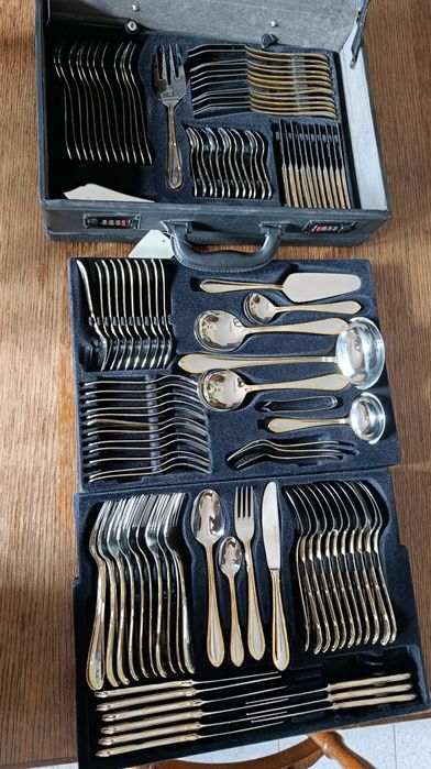 Faqueiro de luxo em inox com fio dourado p/ 10 pessoas