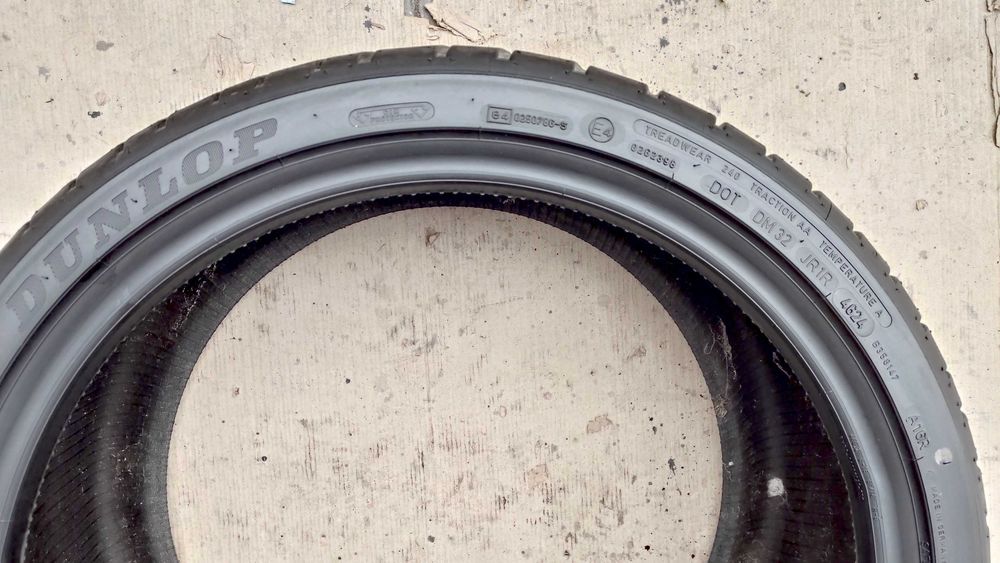 Шина 255/35R19. Dunlop 2024р, нова. Німеччина