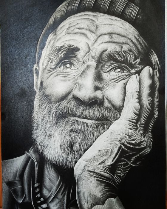 Retratos realistas e ilustrações