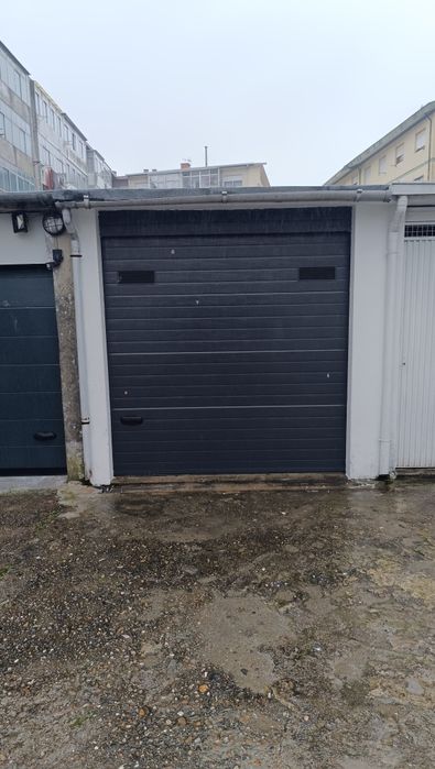 Garagem fechada Ermesinde Estação