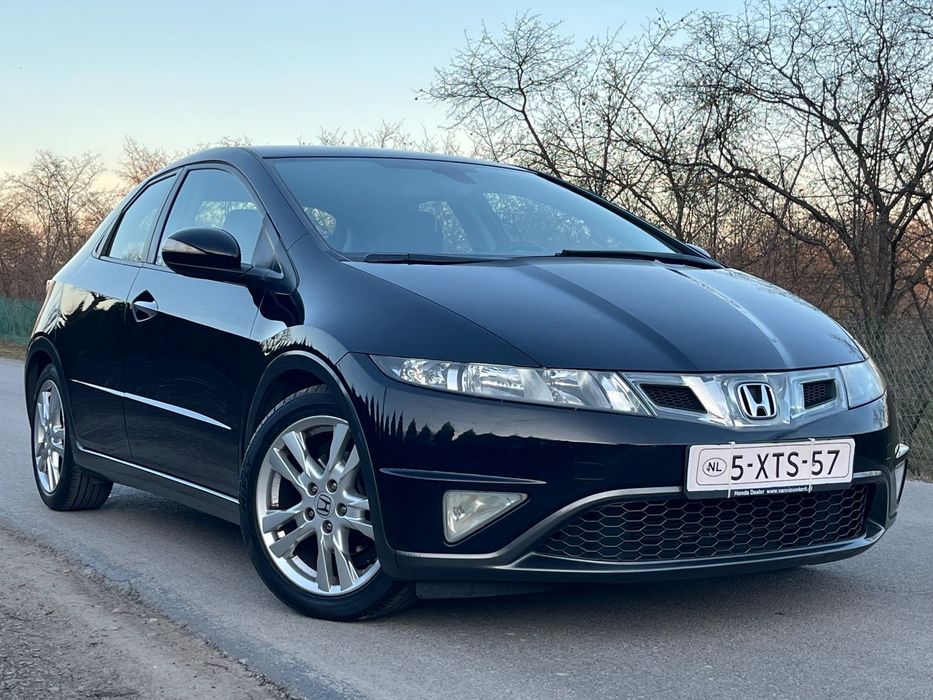 Honda Civic 1.8 vtec benzyna 140 km