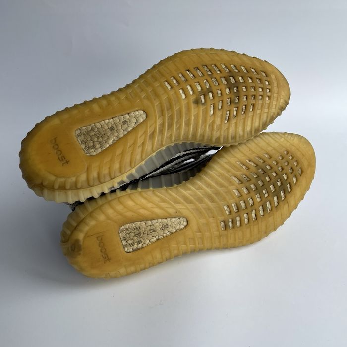 Adidas yeezy boost / 44