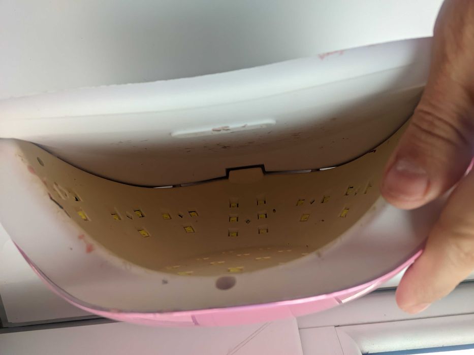 Лампа для манікюру несправна на запчастини чи відновлення