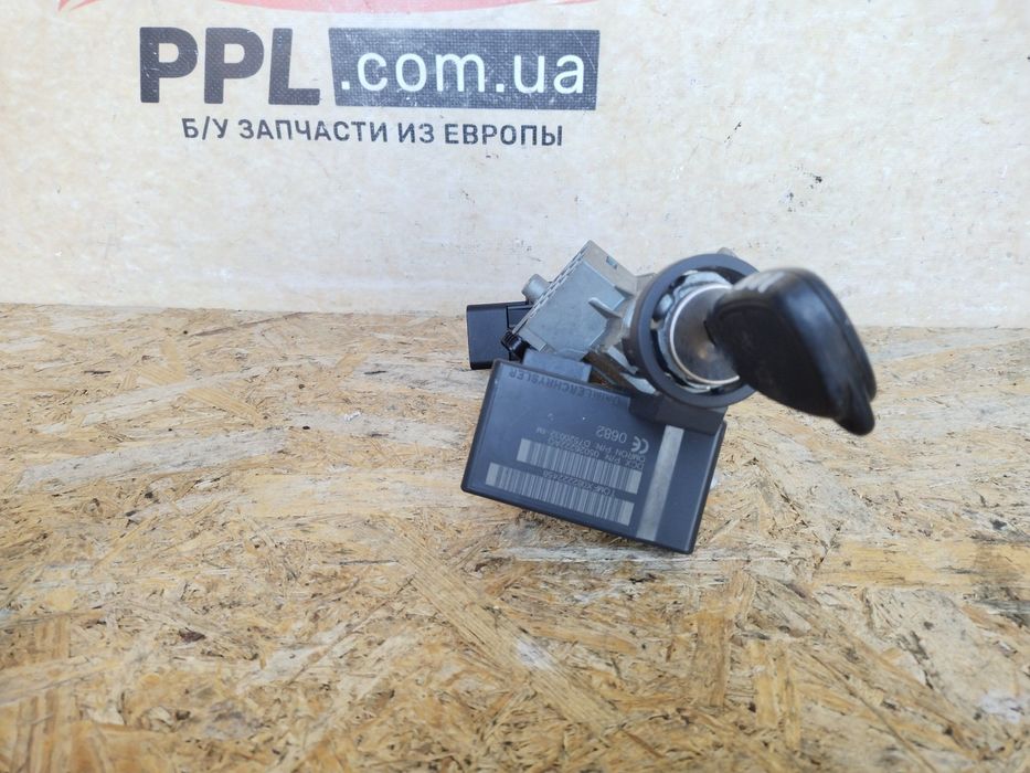 Jeep Compass I 2006-2016 замок зажигания 5 PIN 05057297AL / 05026222AO
