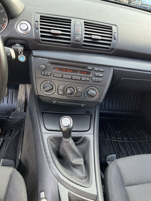 Bmw 1 2006  год газ/бензин