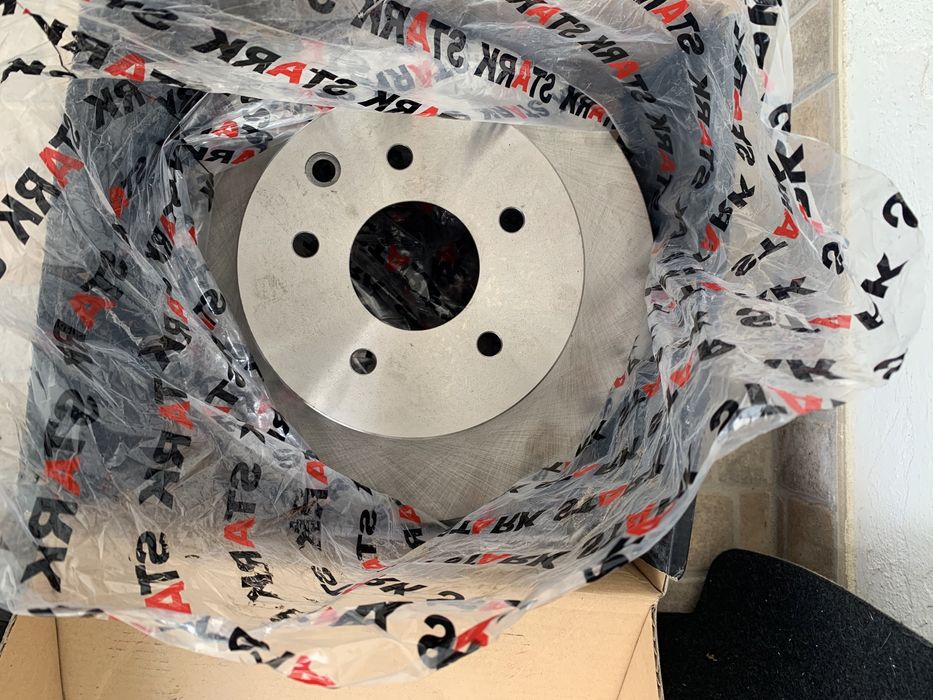 Travões de Disco traseiro (Ventilados)