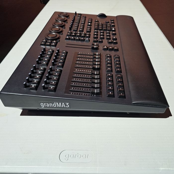 MA3 Command Wing + Flight-case