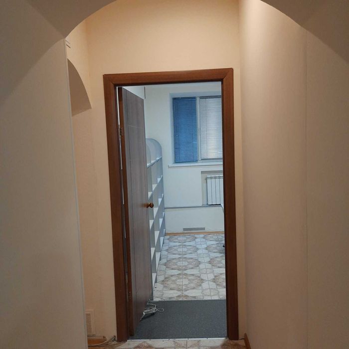 Здам приміщення під любий вид діяльності на Лук’янівці, Київ.