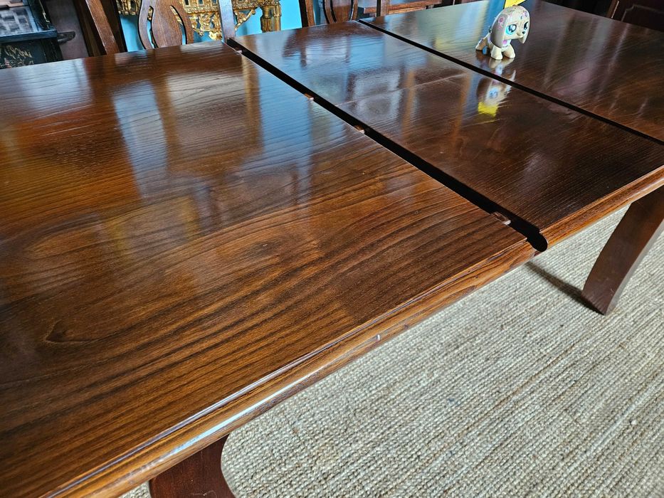 Mesa extensível em madeira maciça - óptimo estado geral - Só a m