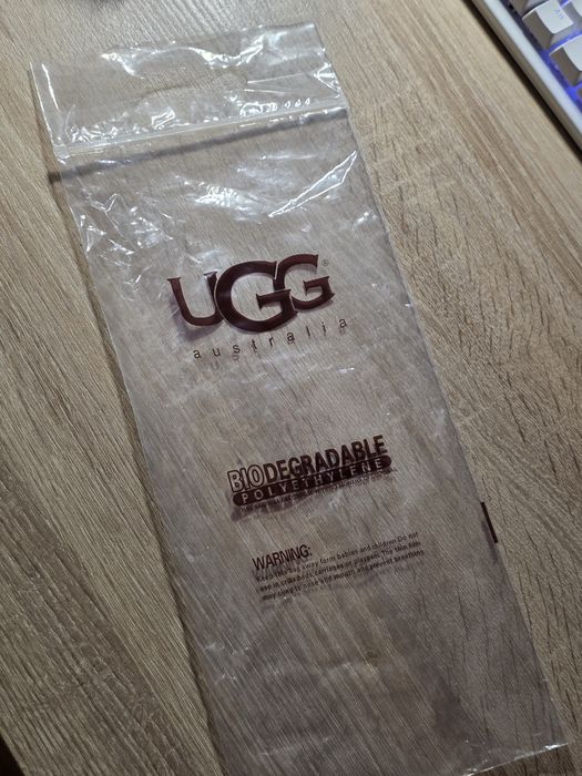 bezowe rękawiczki UGG