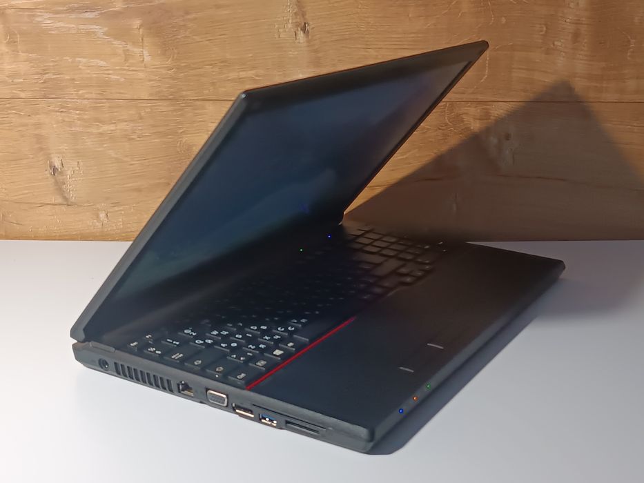 Оригінал Японія 15.6"/Core i3/16 ОЗП/240 SSD