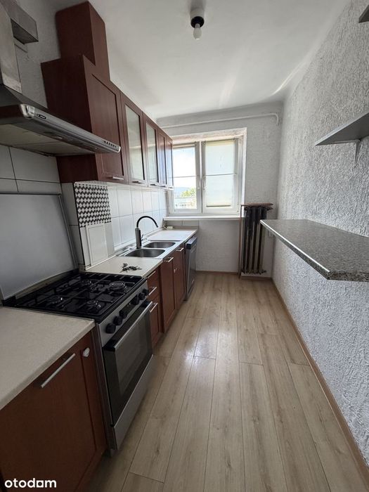 379 000 zł,3 pokoje |49 m² | Balkon | Złote Łany, ul. Majakowskiego 19