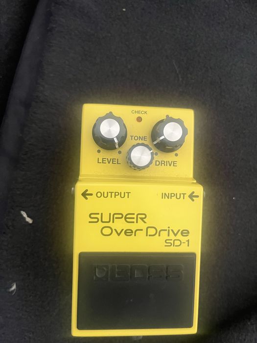 Dla Ciebie wszystko - boss sd 1 - w kategorii Instrumenty