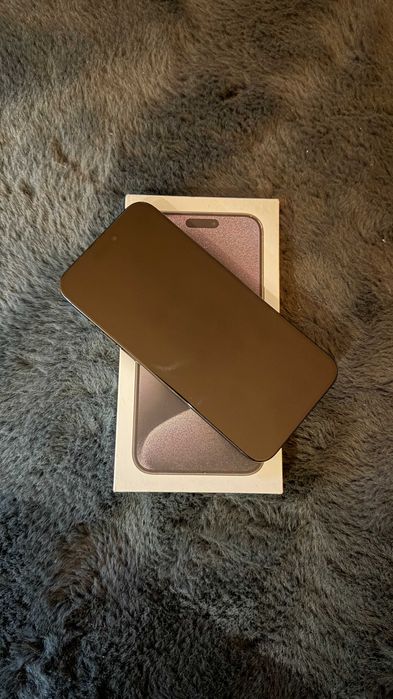 IPhone 15 Pro Max – Grafite – 256 GB – Excelente estado