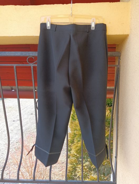 Eleganckie spodnie damskie 3/4 w kant Vintage