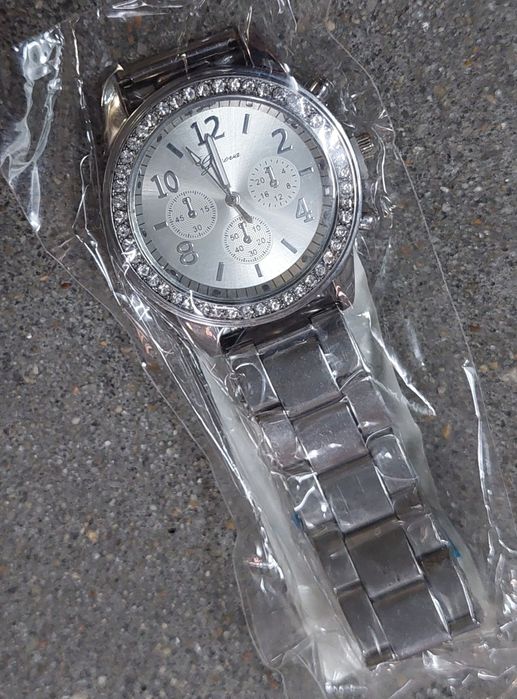 Relógios femininos de Quartzo (novos)