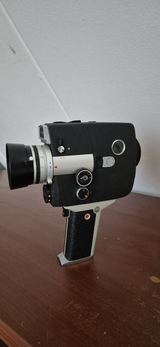 Продам старовинні відеокамеру fujica