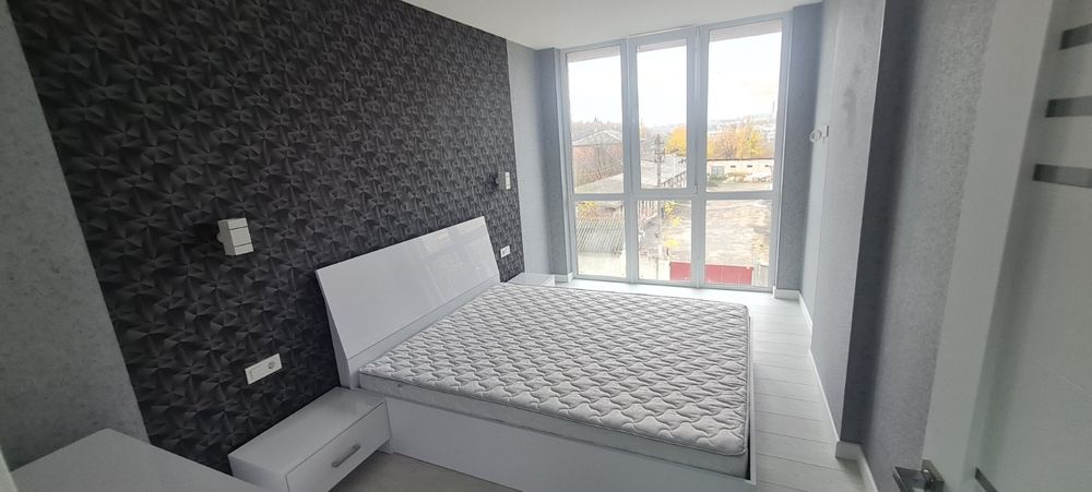 ЦЕНТР! 2-кімнатна новобудова подобово, посуточно, трикімнатна,чотирьох