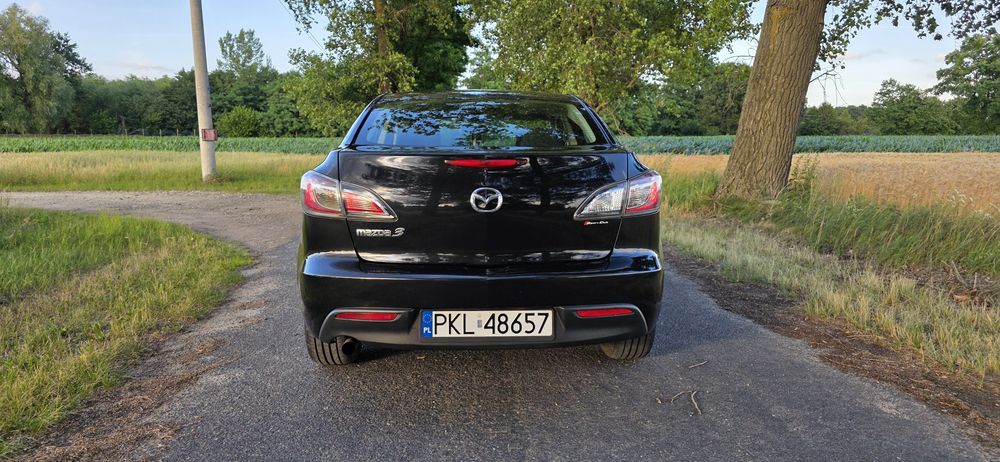 Mazda 3 sedan 1.6 benzyna