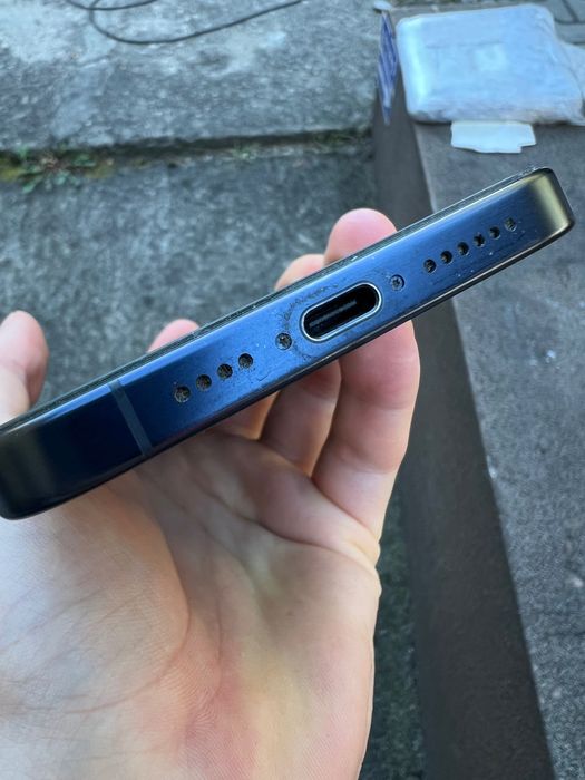 iPhone 15 pro max 1TB