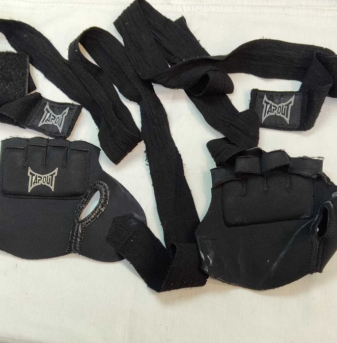Rękawice z taśmą tupout bokserskie kickboxing MMA / M L żel