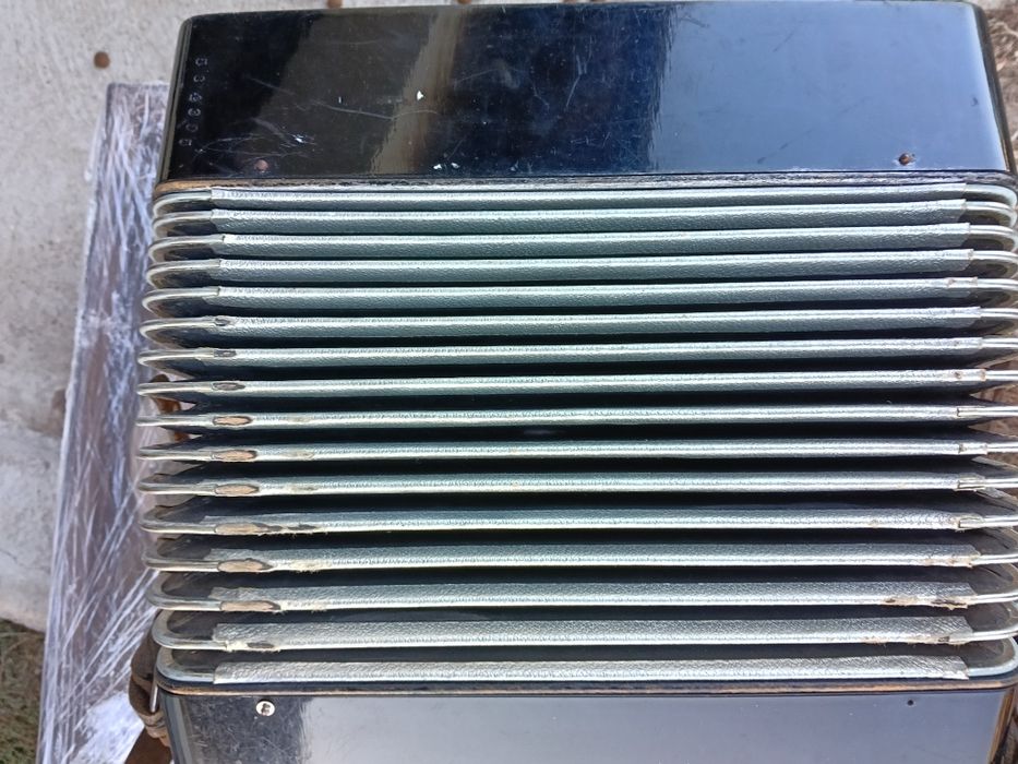 Akordeon hohner student 4. 32 basy