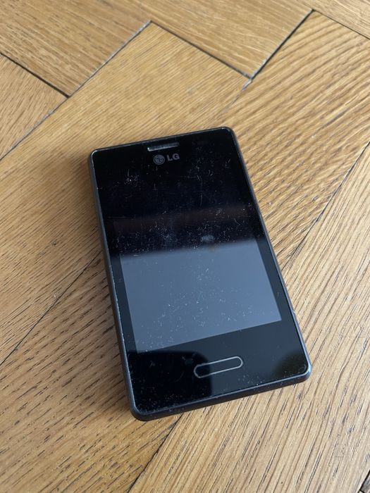 Telefon smartfon LG E430 prosty telefon dotykowy